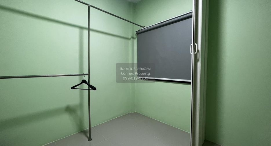 For sale 3 bedrooms townhouse in Sai Noi, Nonthaburi