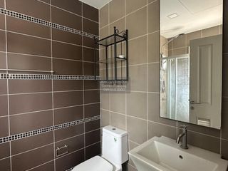 Casa adosada en venta de 3 habitaciones en Khlong Luang, Pathum Thani