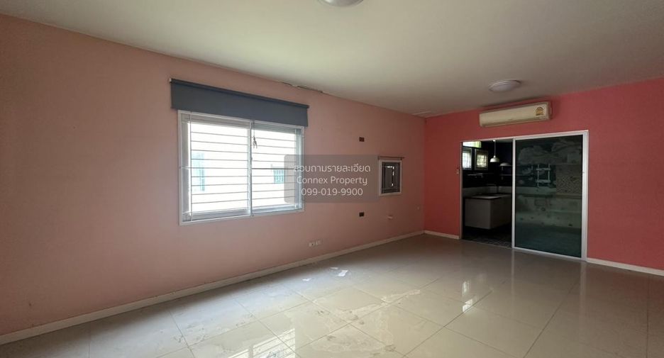 Casa adosada en venta de 3 habitaciones en Khlong Luang, Pathum Thani