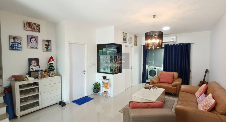 For sale 4 bedrooms townhouse in Chom Thong, Bangkok