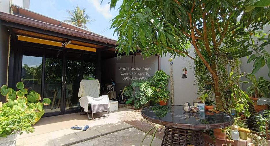 For sale 4 bedrooms townhouse in Chom Thong, Bangkok