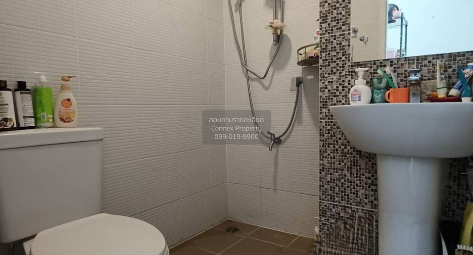 For sale 4 bedrooms townhouse in Chom Thong, Bangkok