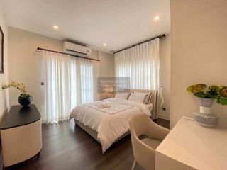 Casa en venta de 4 habitaciones en Bang Khen, Bangkok