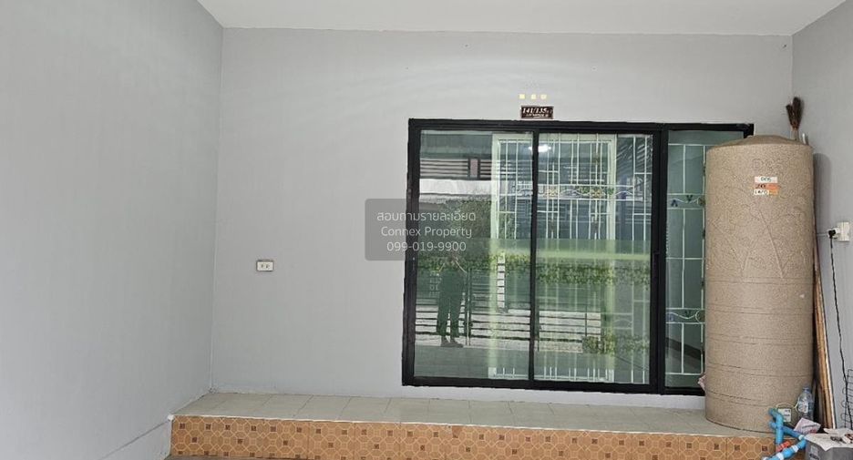 For sale 3 bedrooms townhouse in Sam Phran, Nakhon Pathom
