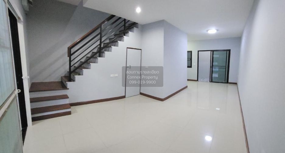 For sale 3 bedrooms townhouse in Sam Phran, Nakhon Pathom