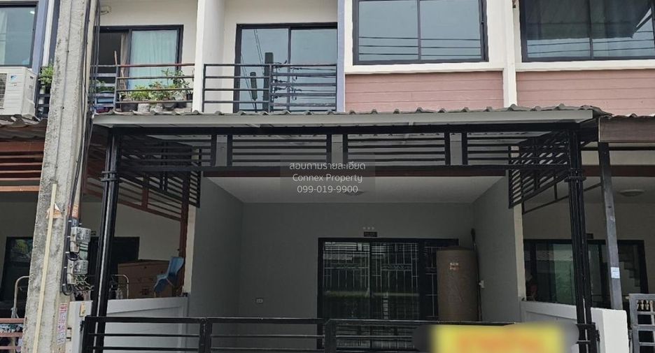 For sale 3 bedrooms townhouse in Sam Phran, Nakhon Pathom