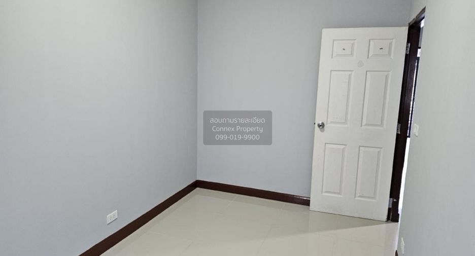 For sale 3 bedrooms townhouse in Sam Phran, Nakhon Pathom