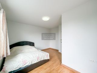 Casa adosada en venta de 3 habitaciones en Lam Luk Ka, Pathum Thani