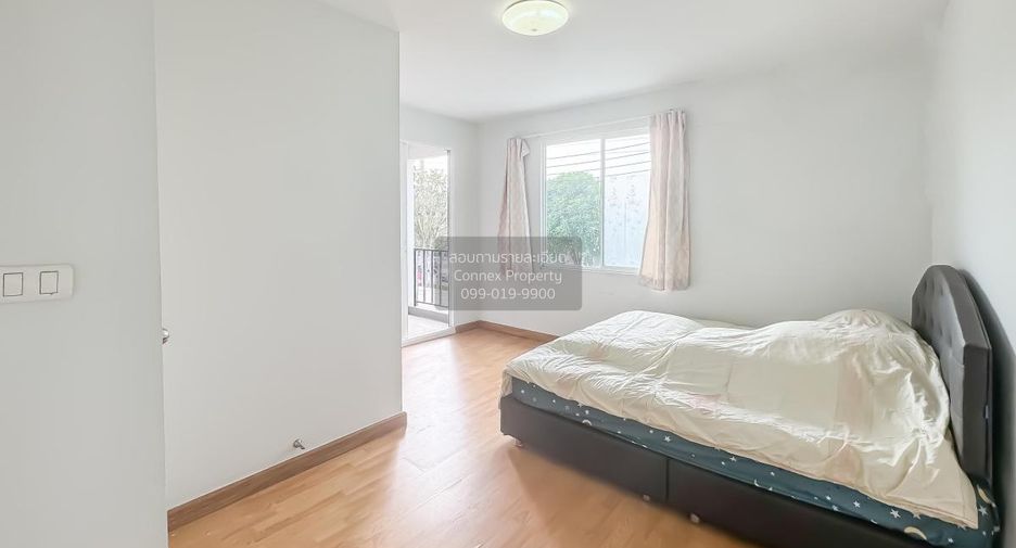 Casa adosada en venta de 3 habitaciones en Lam Luk Ka, Pathum Thani