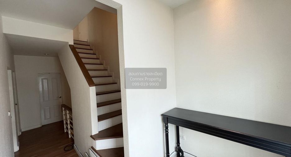 For sale 3 bedrooms townhouse in Mueang Nonthaburi, Nonthaburi