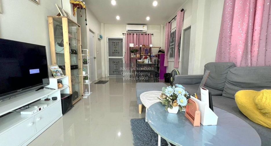 For sale 3 bedrooms house in Ban Pho, Chachoengsao