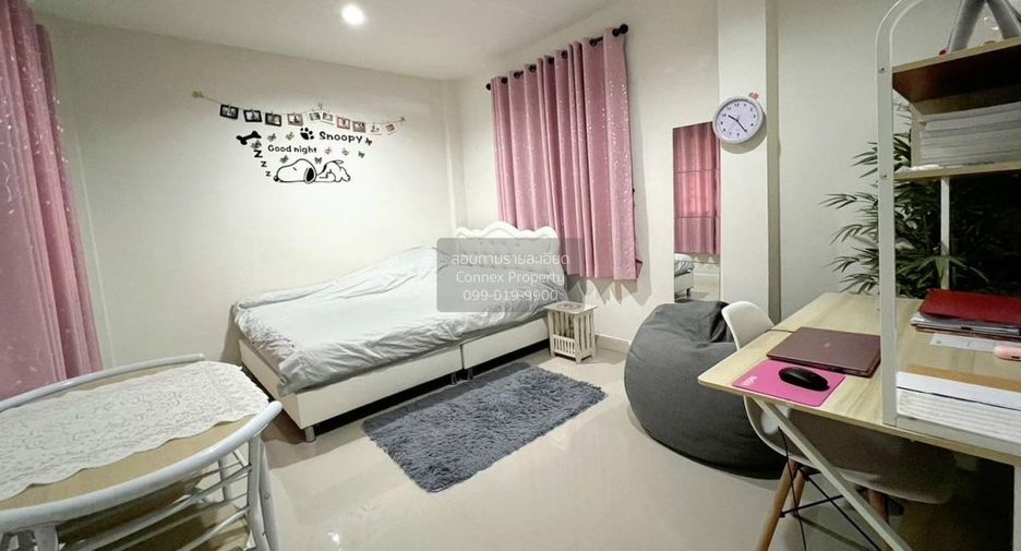 For sale 3 bedrooms house in Ban Pho, Chachoengsao