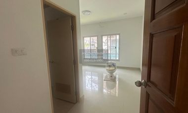 Casa en venta de 3 habitaciones en Bang Yai, Nonthaburi