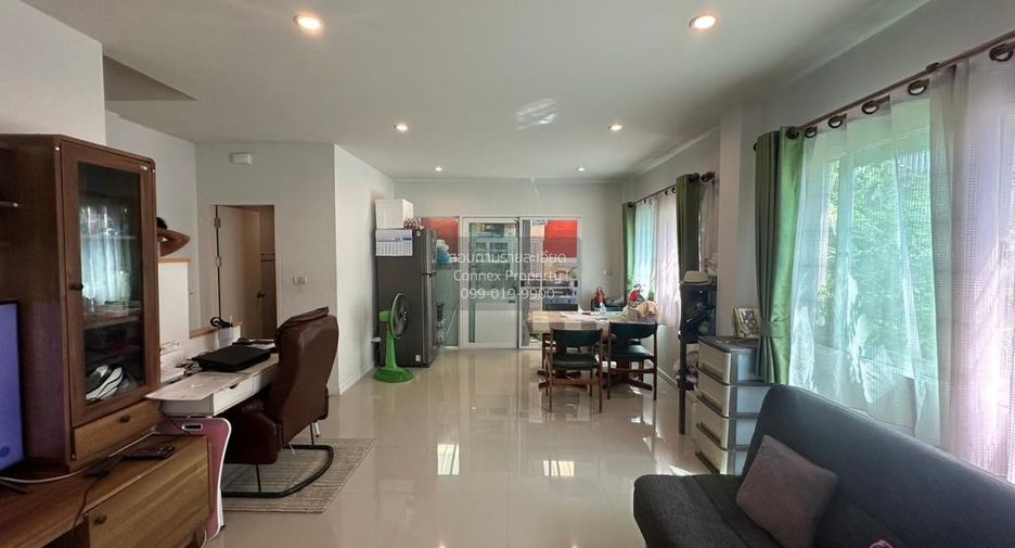 For sale 3 bedrooms townhouse in Lam Luk Ka, Pathum Thani