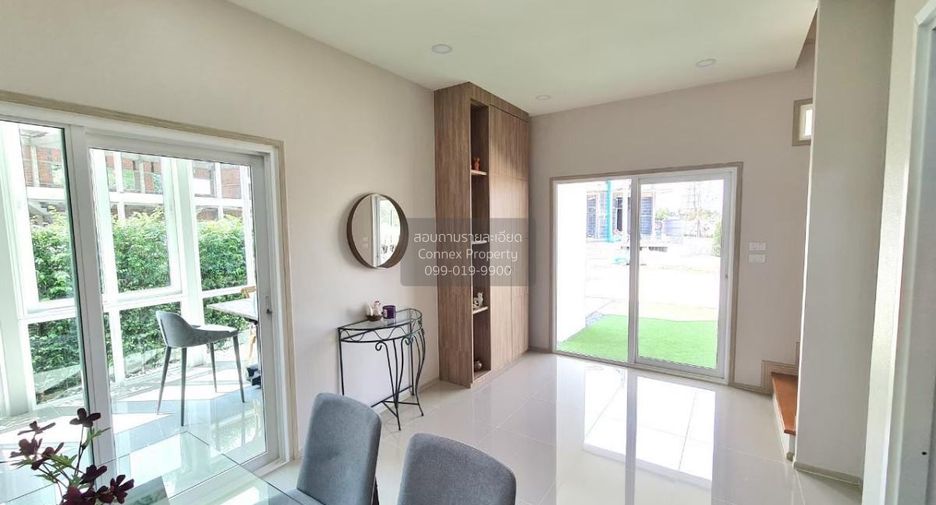 For sale 2 bedrooms townhouse in Sam Phran, Nakhon Pathom