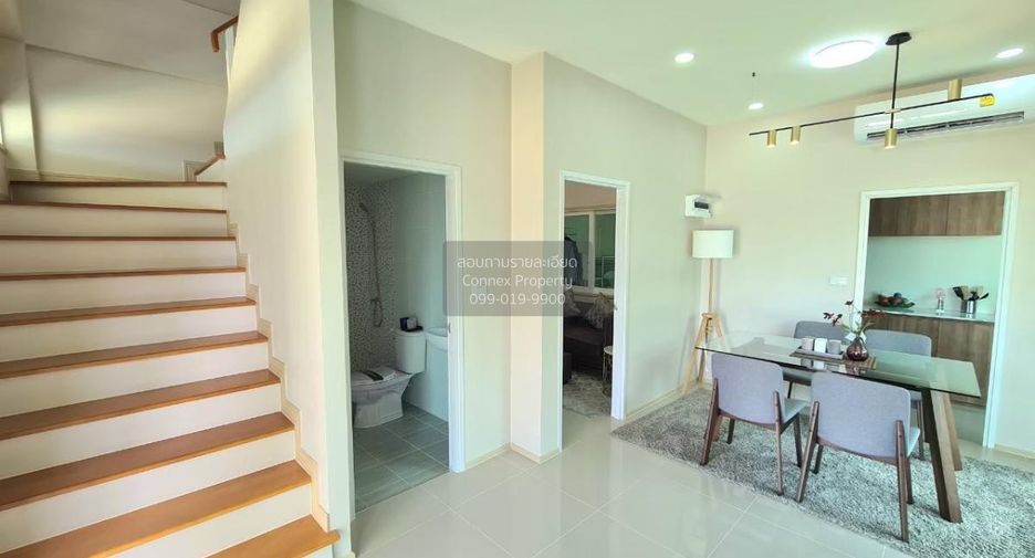 For sale 2 bedrooms townhouse in Sam Phran, Nakhon Pathom