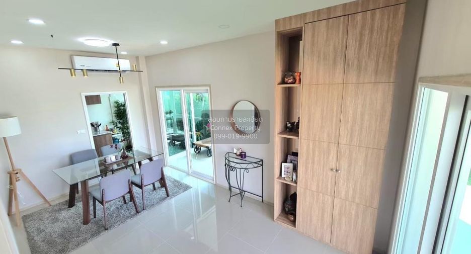 For sale 2 bedrooms townhouse in Sam Phran, Nakhon Pathom