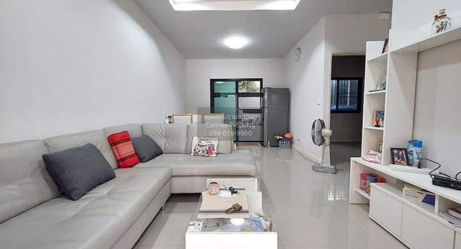 Продажа 4 спальни таунхаус в Lat Lum Kaeo, Патумтани