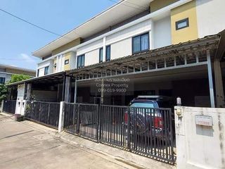 Продажа 4 спальни таунхаус в Lat Lum Kaeo, Патумтани