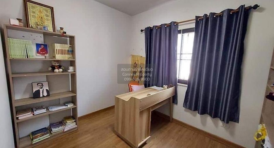 Продажа 4 спальни таунхаус в Lat Lum Kaeo, Патумтани