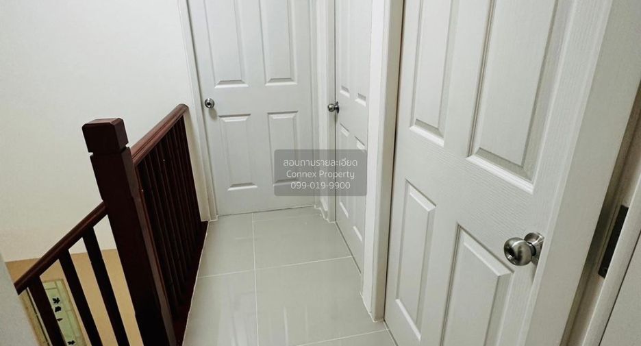 À vendre 3 chambres maison de ville à Thanyaburi, Pathum Thani