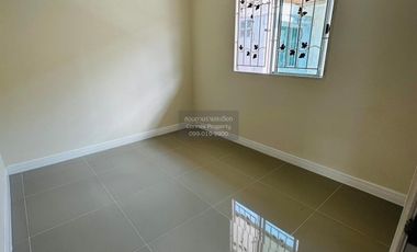 For sale 3 bedrooms townhouse in Thanyaburi, Pathum Thani