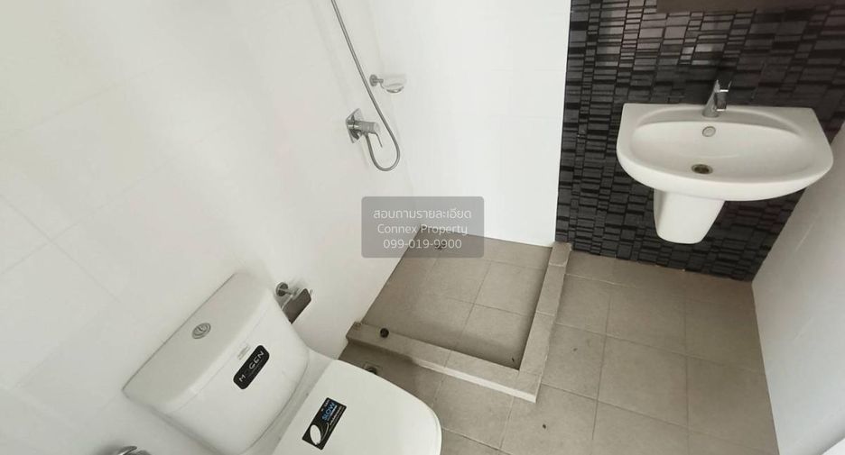 Reihenhaus zum Kauf mit 4 Zimmer in Bang Phli, Samut Prakan