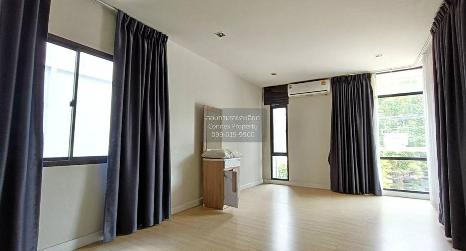 Reihenhaus zum Kauf mit 4 Zimmer in Bang Phli, Samut Prakan