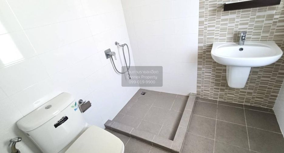 Reihenhaus zum Kauf mit 4 Zimmer in Bang Phli, Samut Prakan