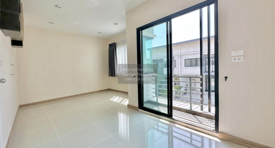 For sale 3 bedrooms townhouse in Bang Bua Thong, Nonthaburi