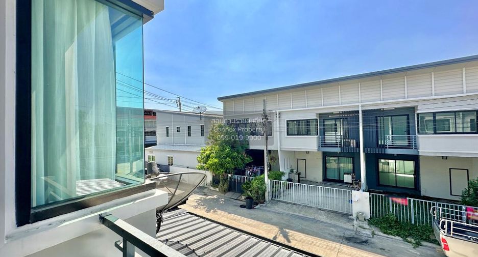 For sale 3 bedrooms townhouse in Bang Bua Thong, Nonthaburi