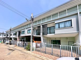 Reihenhaus zum Kauf mit 3 Zimmer in Bang Bua Thong, Nonthaburi