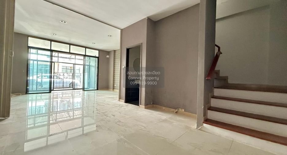 For sale 3 ベッドルーム townhouse in Saphan Sung, Bangkok