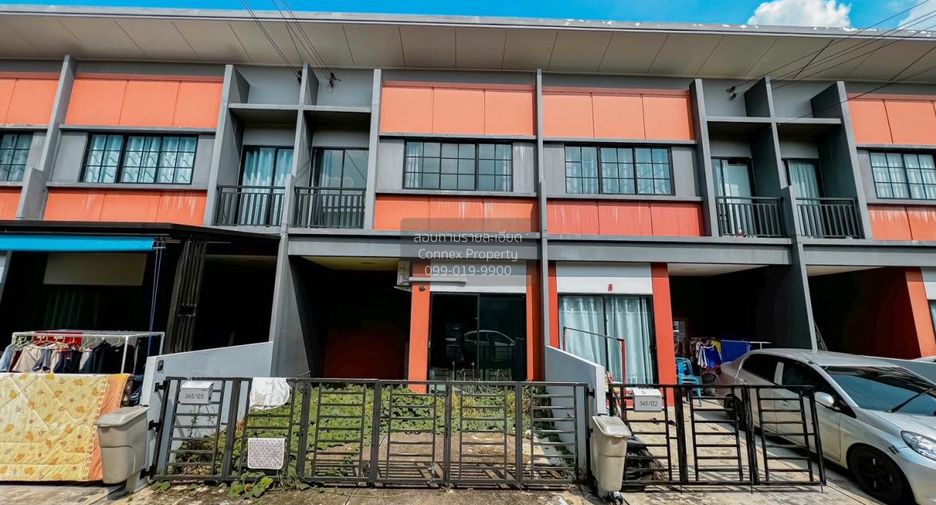 For sale 2 bedrooms townhouse in Mueang Pathum Thani, Pathum Thani