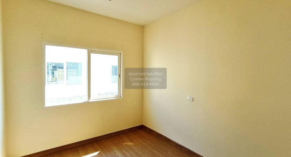 Casa adosada en venta de 4 habitaciones en Mueang Samut Sakhon, Samut Sakhon