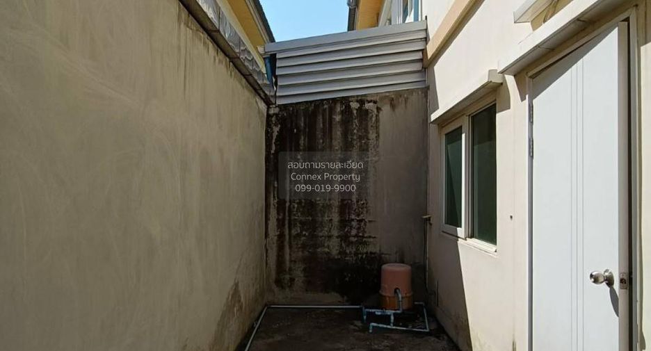 Casa adosada en venta de 4 habitaciones en Mueang Samut Sakhon, Samut Sakhon