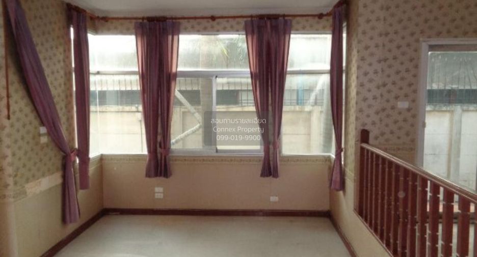 Casa en venta de 3 habitaciones en Thung Khru, Bangkok