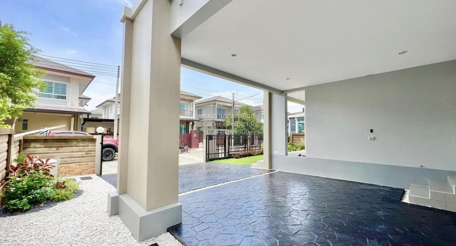 For sale 3 bedrooms house in Krathum Baen, Samut Sakhon