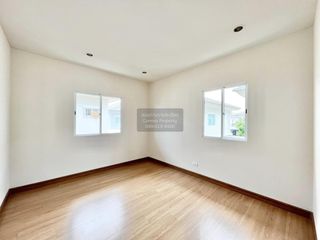 Haus zum Kauf mit 3 Zimmer in Krathum Baen, Samut Sakhon
