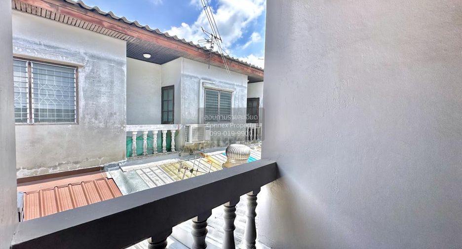 Casa adosada en venta de 2 habitaciones en Wang Thonglang, Bangkok