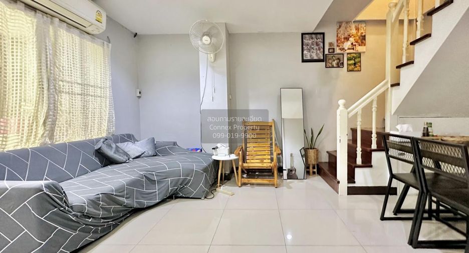 Casa adosada en venta de 2 habitaciones en Wang Thonglang, Bangkok