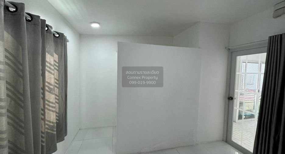 For sale 3 bedrooms townhouse in Bang Pa-in, Phra Nakhon Si Ayutthaya
