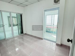 For sale 3 bedrooms townhouse in Bang Pa-in, Phra Nakhon Si Ayutthaya