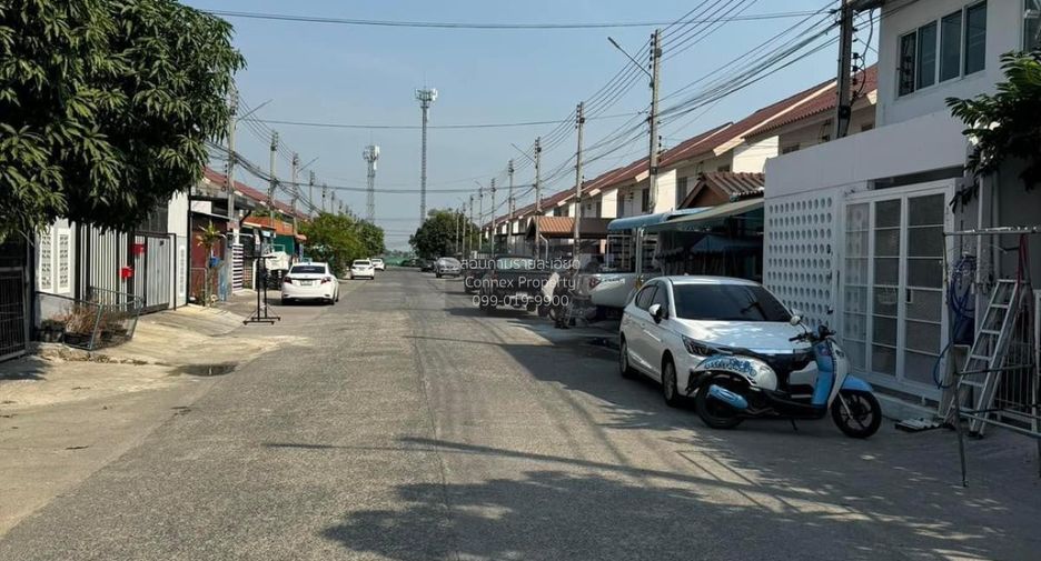For sale 3 bedrooms townhouse in Bang Pa-in, Phra Nakhon Si Ayutthaya