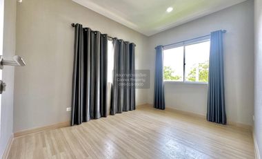 For sale 3 bedrooms house in Mueang Nonthaburi, Nonthaburi