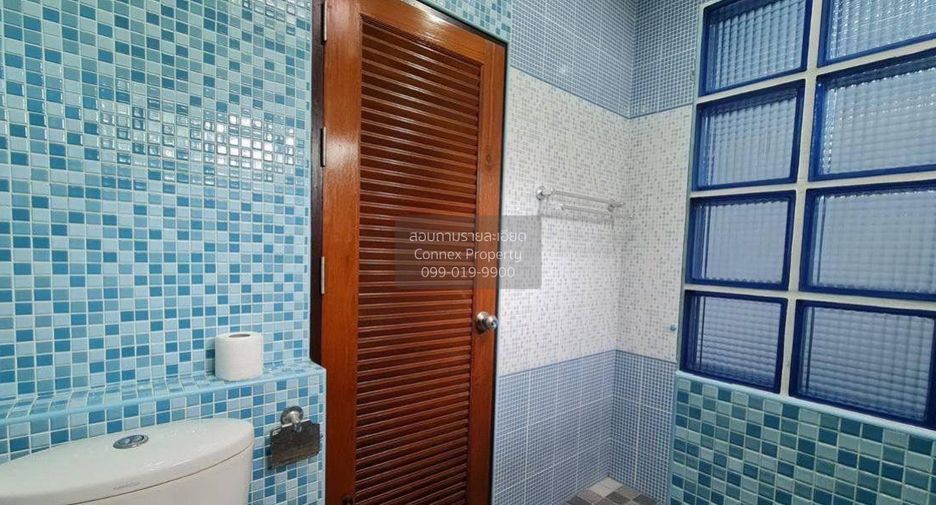 For sale 6 bedrooms house in Thanyaburi, Pathum Thani