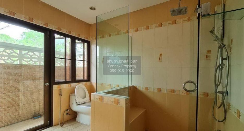 For sale 6 bedrooms house in Thanyaburi, Pathum Thani