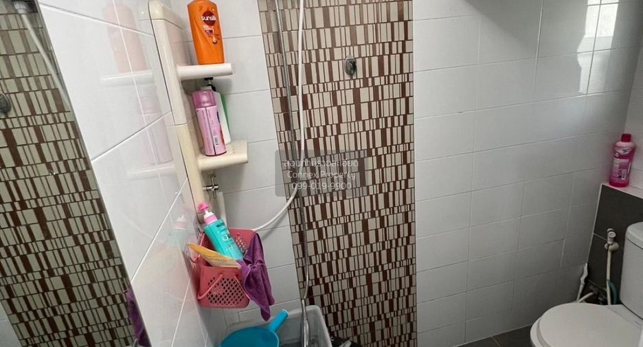 Casa adosada en venta de 4 habitaciones en Bang Yai, Nonthaburi