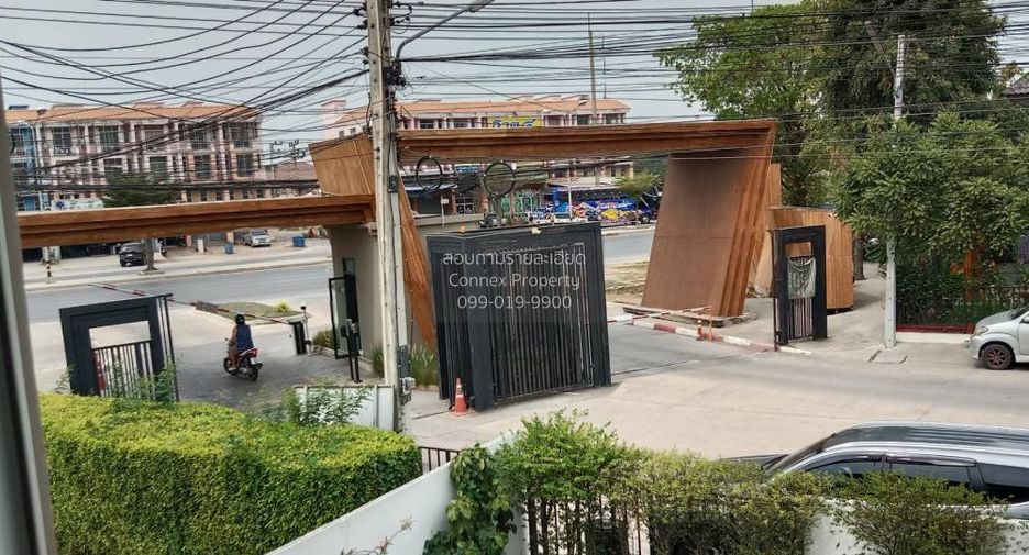 For sale 3 bedrooms townhouse in Bang Pa-in, Phra Nakhon Si Ayutthaya