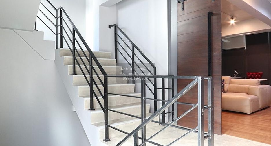 For sale 4 bedrooms townhouse in Bueng Kum, Bangkok